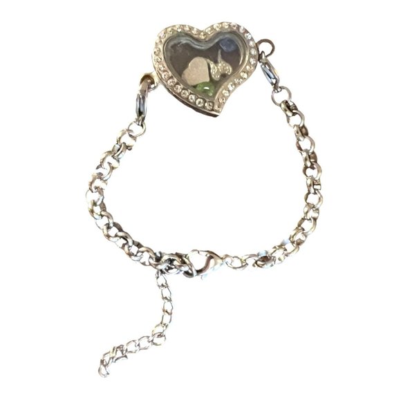 Joy Of Shopping Jewelry - Joy of Shopping Dentist Assistant Tech Heart Floating Charm Bracelet Silver